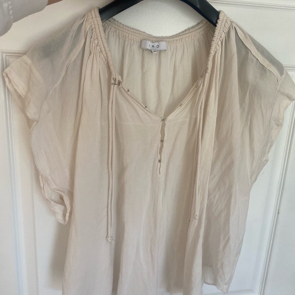 Linen IRO blouse for the beach or to tuck into jeans